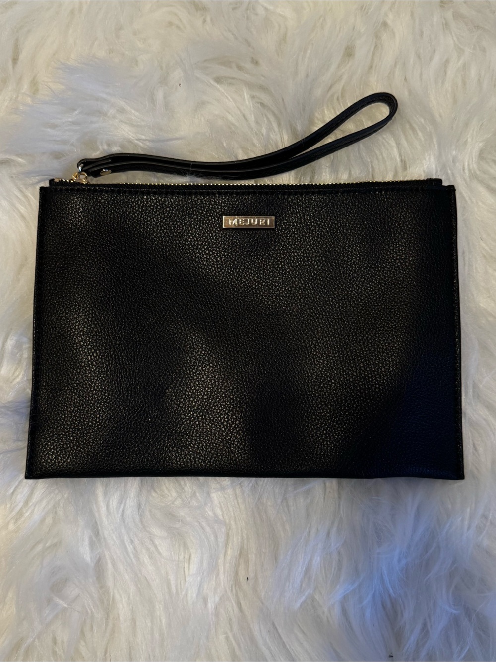 Black Wristlet Clutch - Mejuri